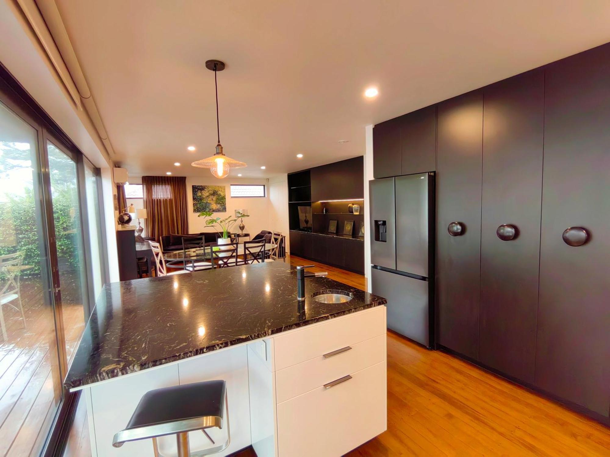 Hot Deal! Sky Stars Garden View Waking To The Beach Close To City Centre Auckland Exterior photo
